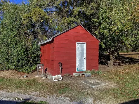 4271 Caratoke Highway Barco NC 27917