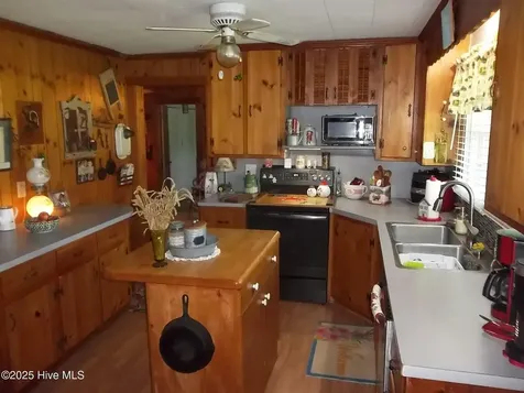 4271 Caratoke Highway Barco NC 27917