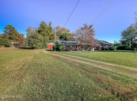 4271 Caratoke Highway Barco NC 27917