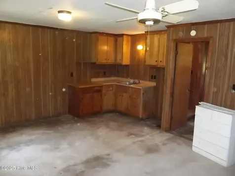 4271 Caratoke Highway Barco NC 27917