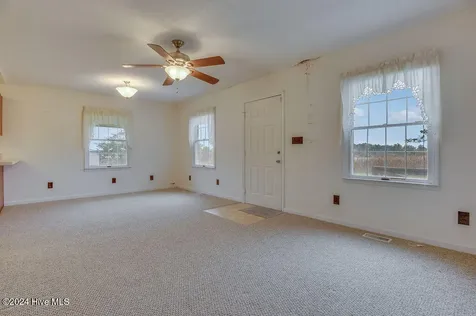 110 Wetherington Landing Road Stella NC 28582