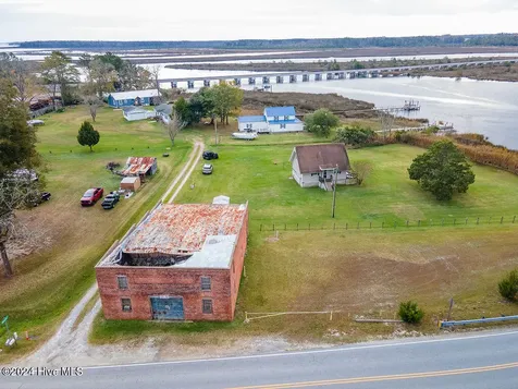 110 Wetherington Landing Road Stella NC 28582