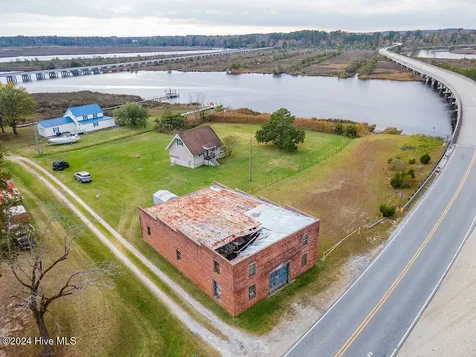 110 Wetherington Landing Road Stella NC 28582