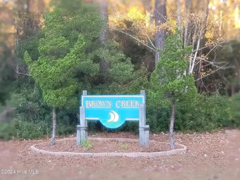 258 Port Drive Oriental NC 28571