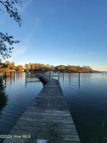 258 Port Drive Oriental NC 28571