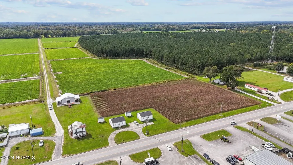 215 Nc 43 Highway Vanceboro NC 28586