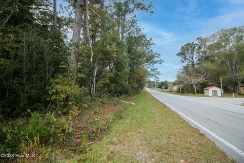 861 Roberts Road Newport NC 28570