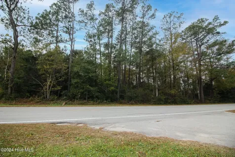 861 Roberts Road Newport NC 28570