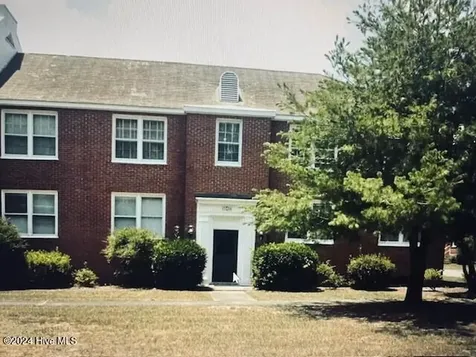 2940 Oleander Drive Wilmington NC 28403