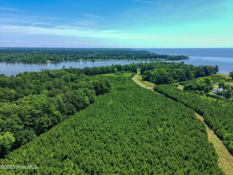 9, 10, 11 Peninsula Shores Way Hertford NC 27944