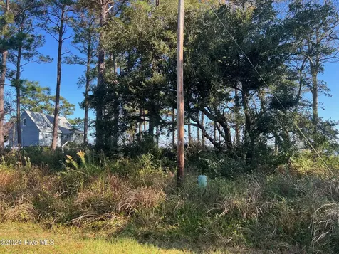 211 S River Drive Beaufort NC 28516