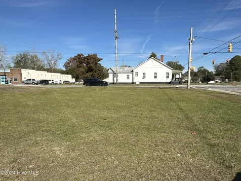 127 E 5th Street Washington NC 27889