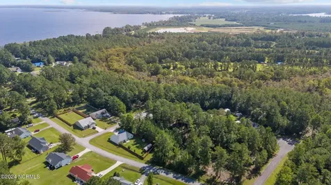 102 Redbud Court Havelock NC 28532