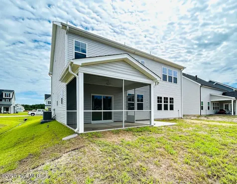 504 Yellow Birch Way Hubert NC 28539