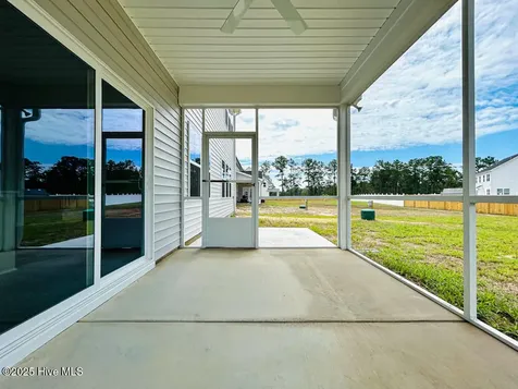 504 Yellow Birch Way Hubert NC 28539