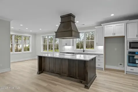 112 Indian Trail Beaufort NC 28516