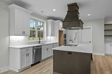 112 Indian Trail Beaufort NC 28516