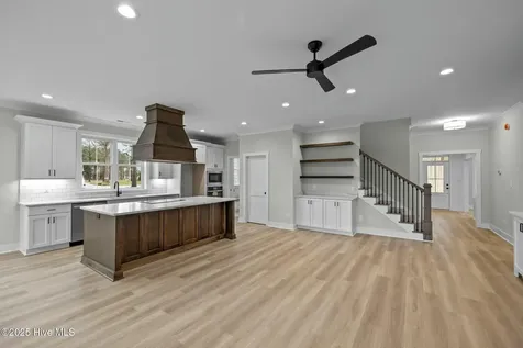 112 Indian Trail Beaufort NC 28516