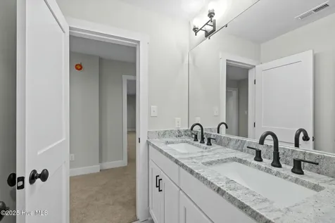 112 Indian Trail Beaufort NC 28516
