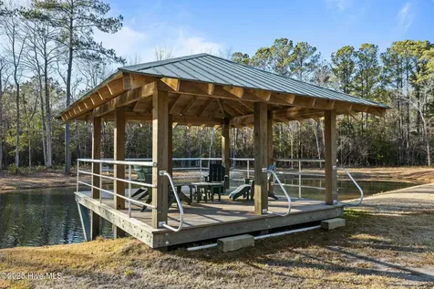 112 Indian Trail Beaufort NC 28516