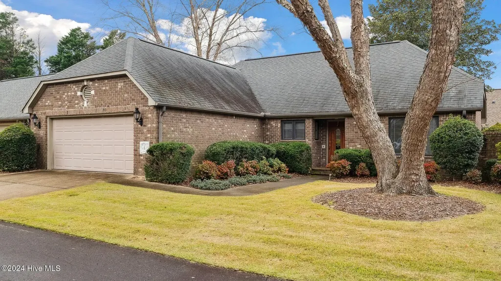 6 Chalford Place Pinehurst NC 28374