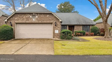 6 Chalford Place Pinehurst NC 28374