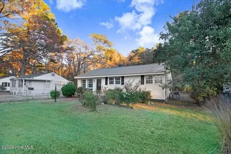 901 Candlewood Drive Kinston NC 28501
