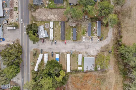 1209 N Howe Street Southport NC 28461