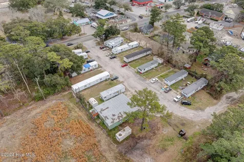 1209 N Howe Street Southport NC 28461