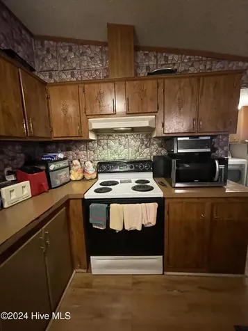 1109 Beegee Lane Williamston NC 27892