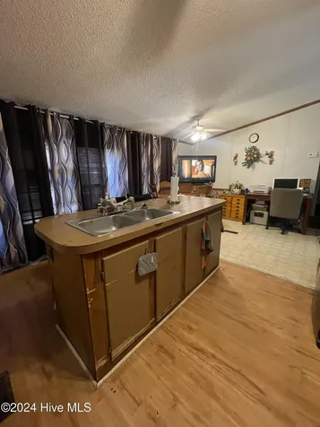 1109 Beegee Lane Williamston NC 27892
