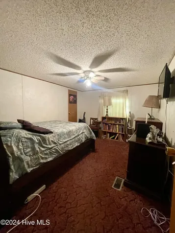 1109 Beegee Lane Williamston NC 27892