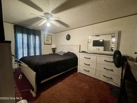 1109 Beegee Lane Williamston NC 27892