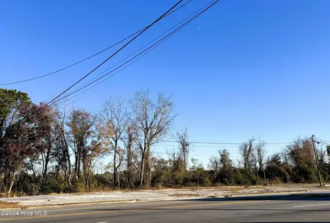 220 S Marine Boulevard Jacksonville NC 28540