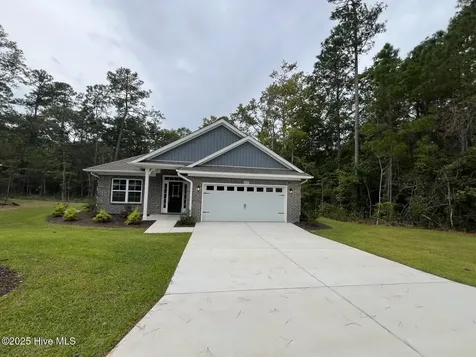 1207 Mandevilla Drive SE Bolivia NC 28422