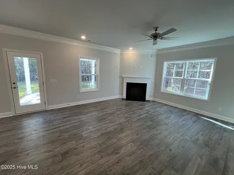 1221 Mandevilla Drive SE Bolivia NC 28422