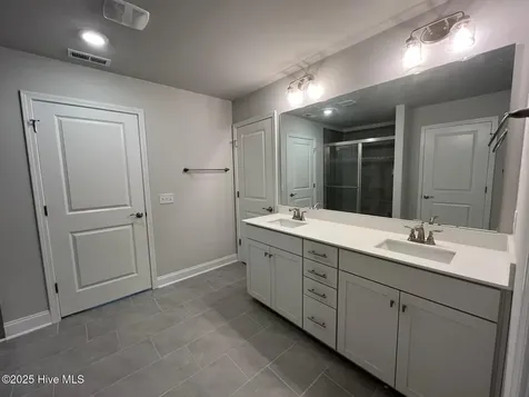 1221 Mandevilla Drive SE Bolivia NC 28422