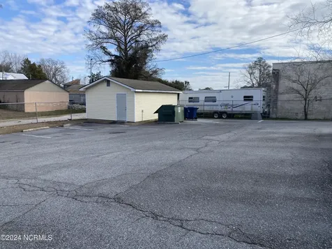 112 E 5th Street Washington NC 27889