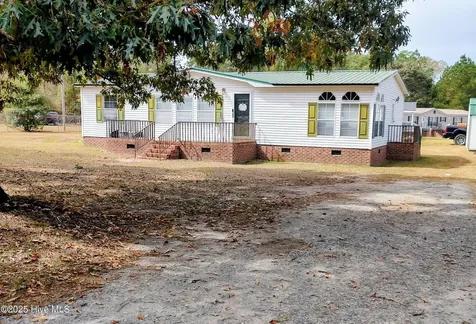 120 Duck Ridge Drive Pikeville NC 27863