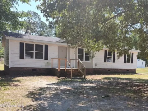 120 Duck Ridge Drive Pikeville NC 27863