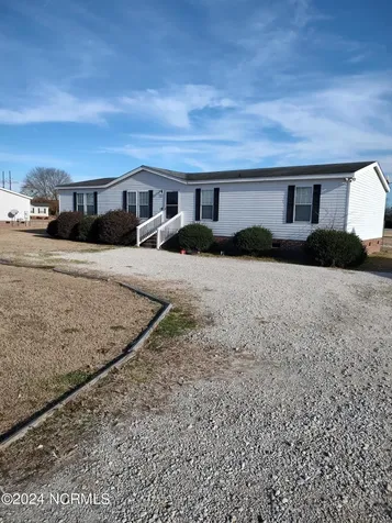 120 Duck Ridge Drive Pikeville NC 27863