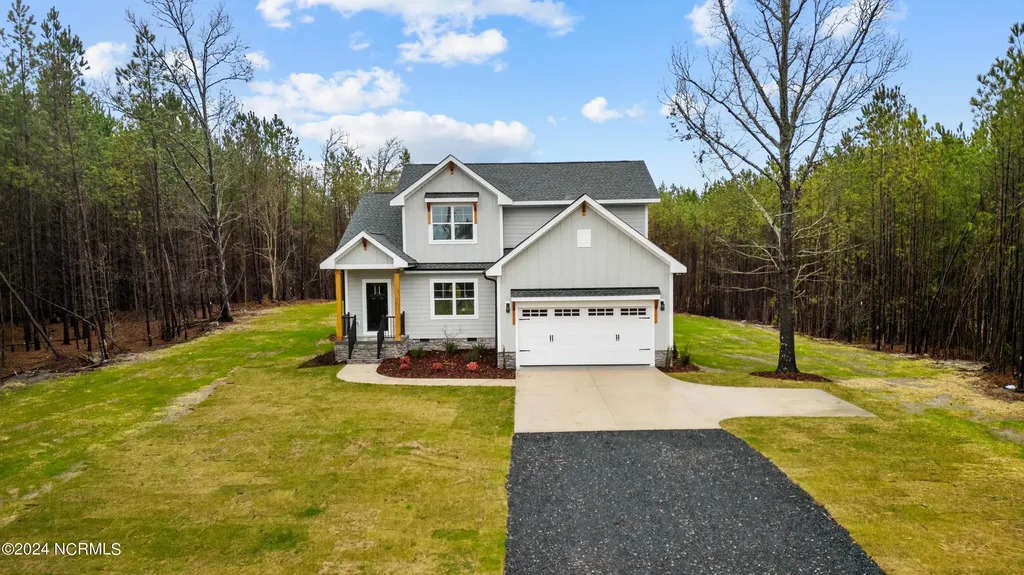 2622 Bensalem Church Road Eagle Springs NC 27242