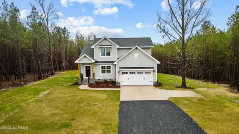 2622 Bensalem Church Road Eagle Springs NC 27242