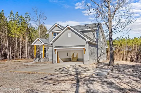 2622 Bensalem Church Road Eagle Springs NC 27242
