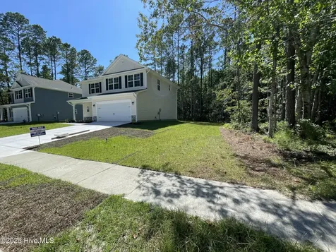 792 Pantego Boulevard SE Bolivia NC 28422