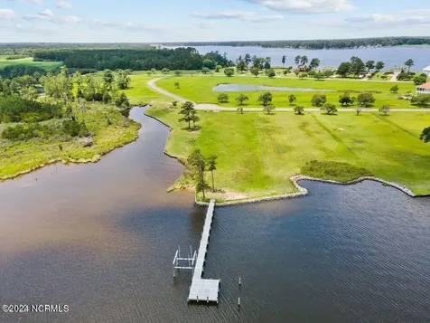31 Little Creek Road Extension Belhaven NC 27810