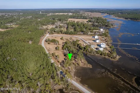 3032 Mill Creek Road Newport NC 28570