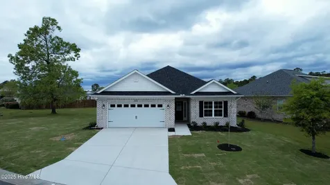 1254 Opaca Drive SE Bolivia NC 28422
