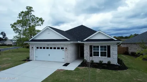 1254 Opaca Drive SE Bolivia NC 28422