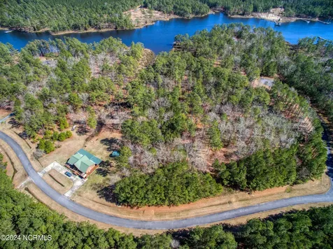 15 Alexander Drive Belhaven NC 27810